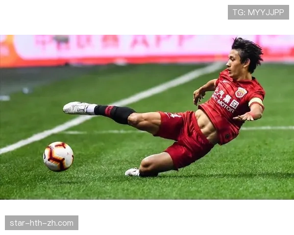 王燊超家里冰箱贴全是训练计划，连牛奶盒上都写着体脂率